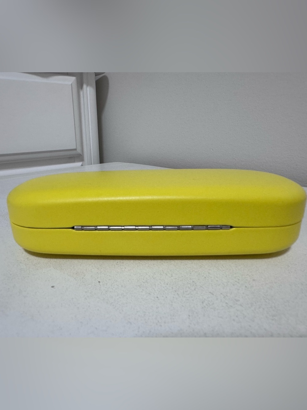 Marc Jacobs Sunglasses Case Eyeglass Hard Case and Cleaning Cloth, Yellow - Picture 7 of 7